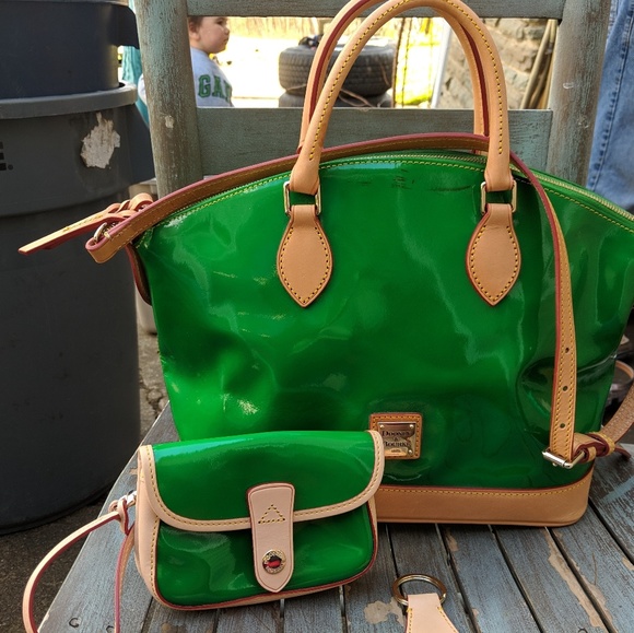 dooney bourke green bag